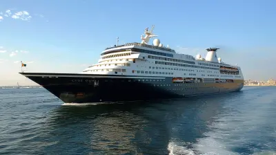 Best Time of Year to Book Cruises for Smooth Sailing